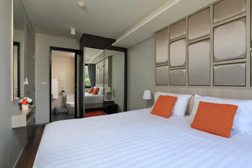 6th Avenue Condo 9
