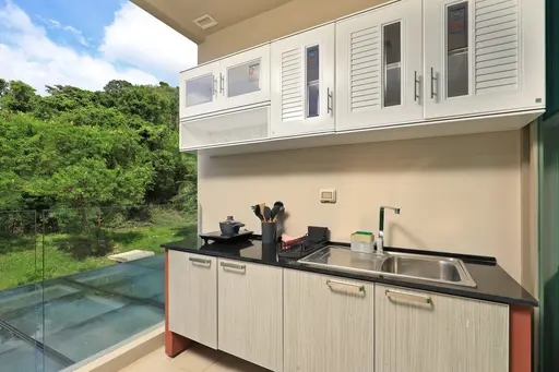 The Ark Karon Hill 6