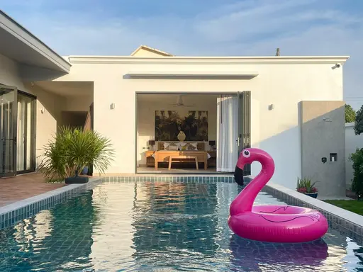 Balinese 4-Bedroom Villa - Photo 3