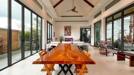 Lake House - Photo 7