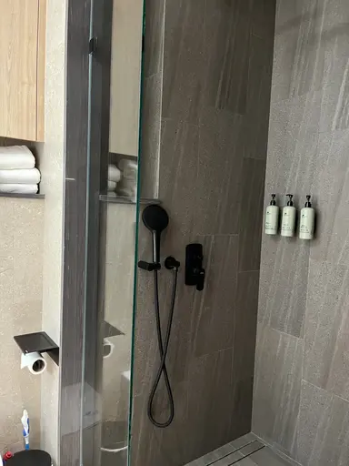 استوديو حصري بالتملك الحر في Layan Green Park Condominium – فرصة فريدة لإعادة البيع - صورة 2