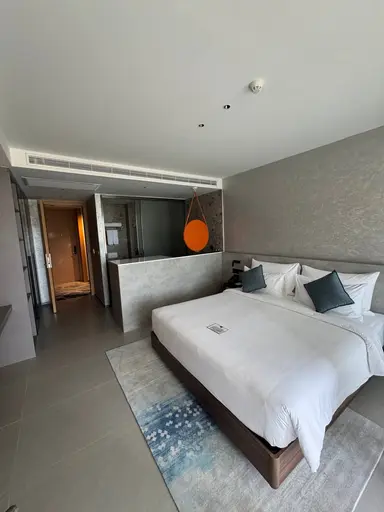 Beachfront investment studio with high guaranteed income - Photo 1