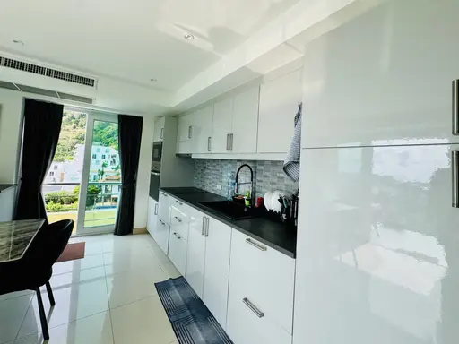 Apartment with a sunset sea view, Kata hills, Phuket - Photo 9