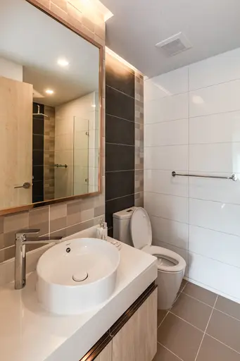202 Unit for sale - Photo 5