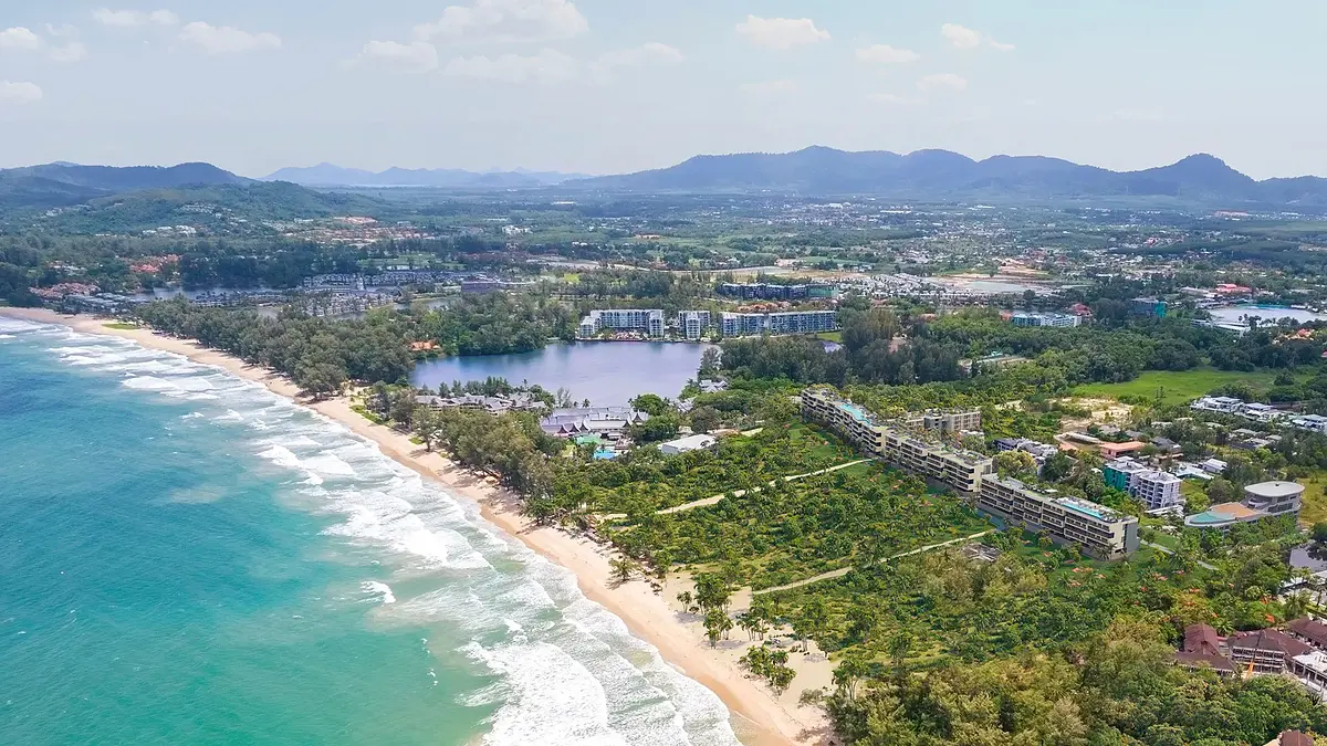 Laguna Beach Residences Seashore