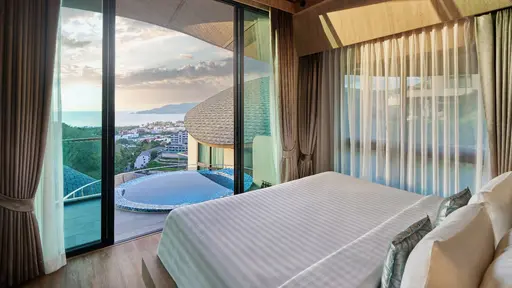 Patong Bay Sea View Cottages 1