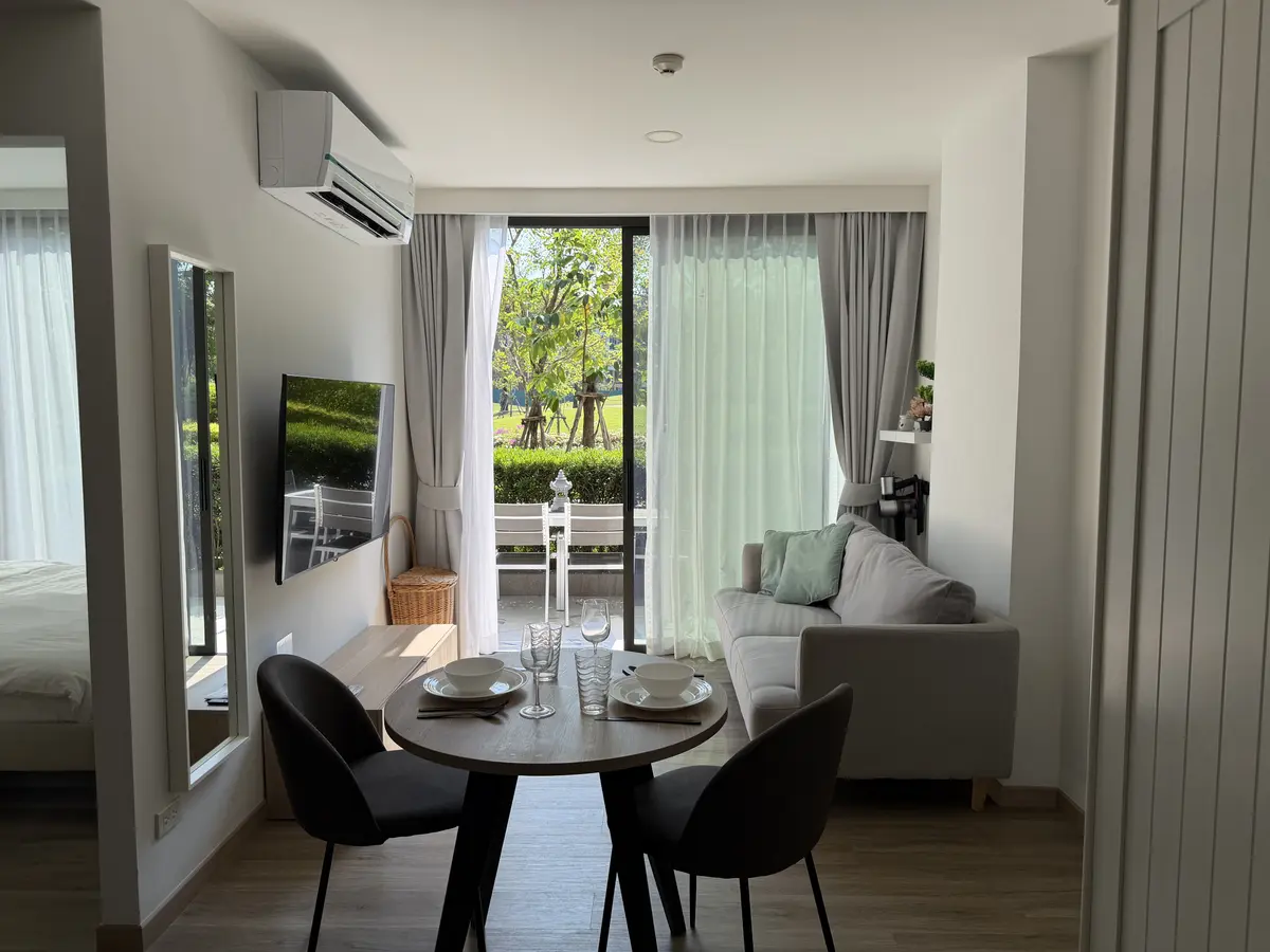 2 BDR  Apartment 1101