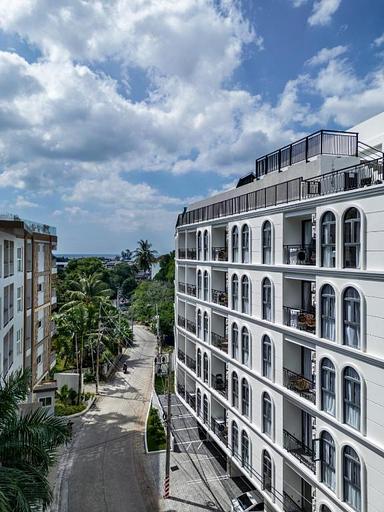 Palmetto Park Condominium 11