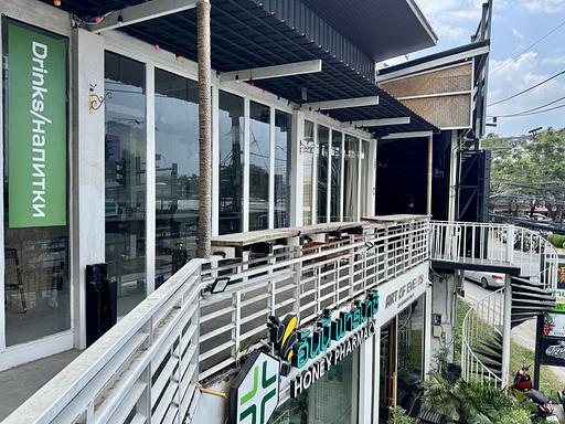 RAW BAR Boutique - Photo 14